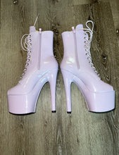 Load image into Gallery viewer, LAVENDER FAUX LEATHER ANKLE BOOTS WITH SHINY FINISH