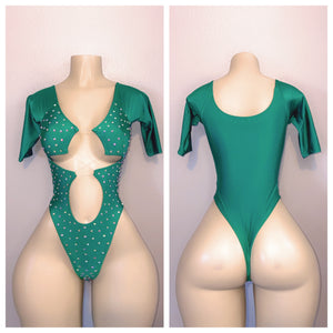 DIAMOND CLASSIC CUTOUT WITH SLEEVES ONE PIECE