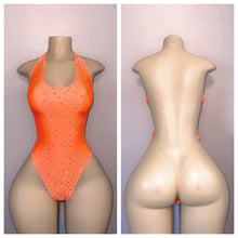 Load image into Gallery viewer, DIAMOND CLASSIC NAKED BACK WITH CLEAR STRINGS