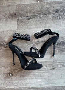 BLACK DIAMOND STILETTO HEELS