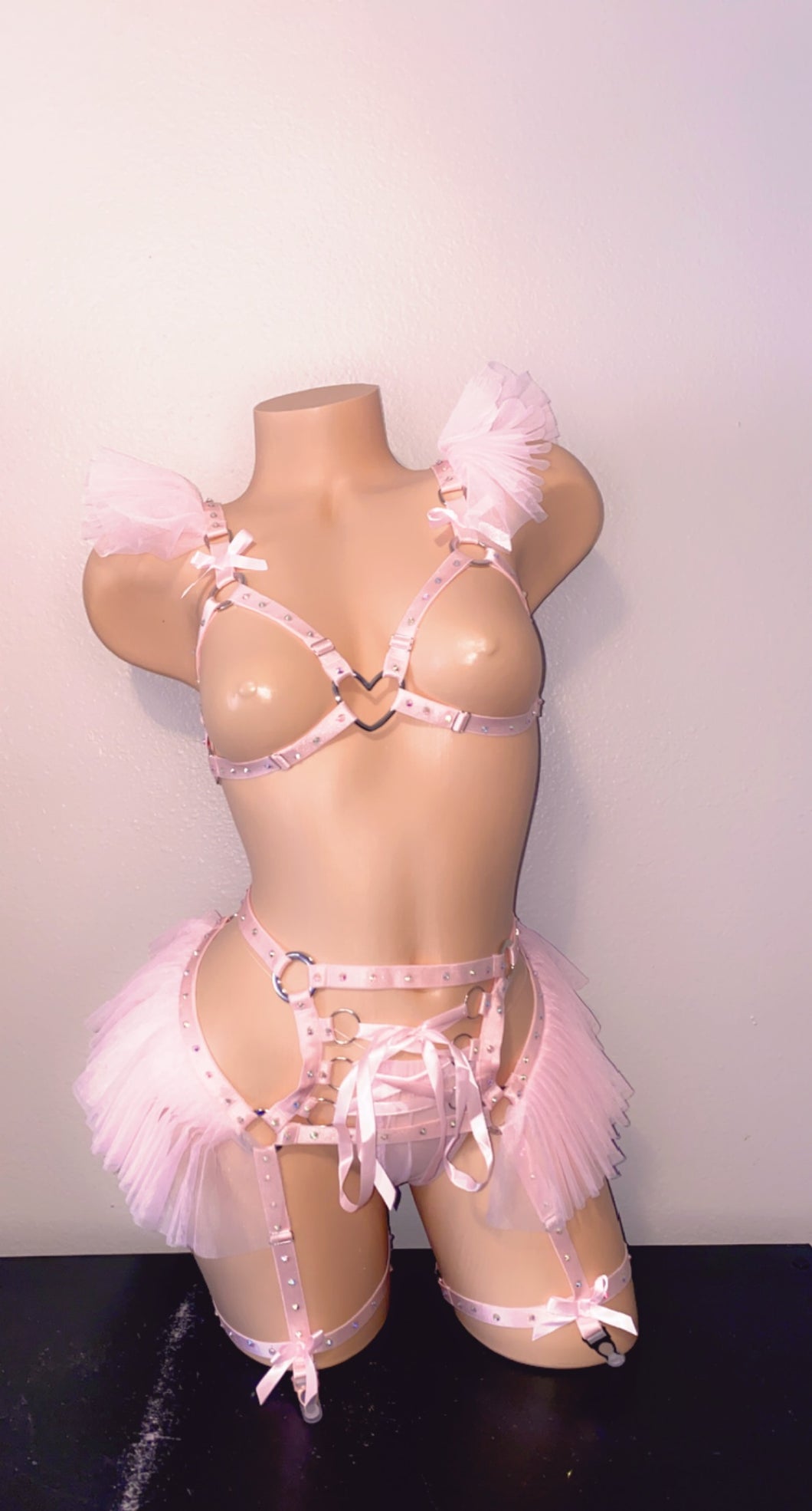 DIAMOND THREE PIECE LINGERIE GARTER SET