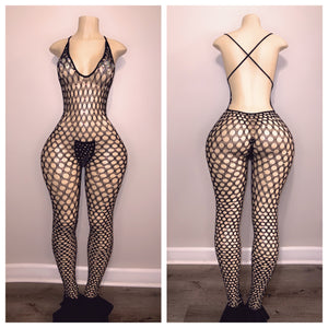 DIAMOND FULL BODY FISHNET WITH FLARE AND MATCHING THONG FITS XS-XL