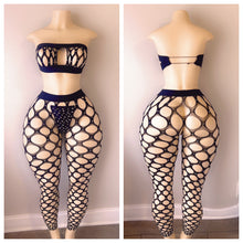 Load image into Gallery viewer, DIAMOND BANDEAU FISHNET LEGGING SET