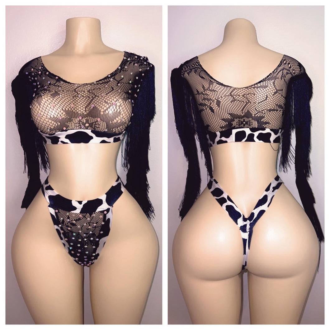 BLACK LONG SLEEVE LACE COW PRINT WITH FRINGE